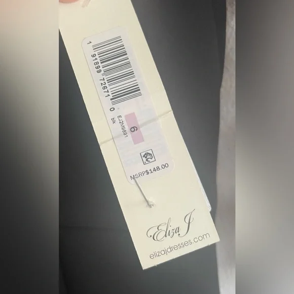 Eliza J NWT ABSOLUTELY STUNNING SIZE 6 Black Social Lace Sleeve Scuba Dress - Picture 8 of 8